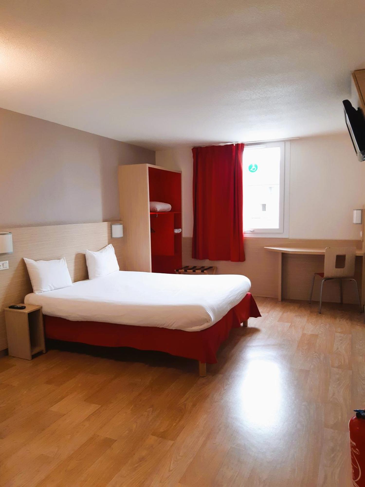 B&B Hotel Saint-Witz Roissy Экстерьер фото